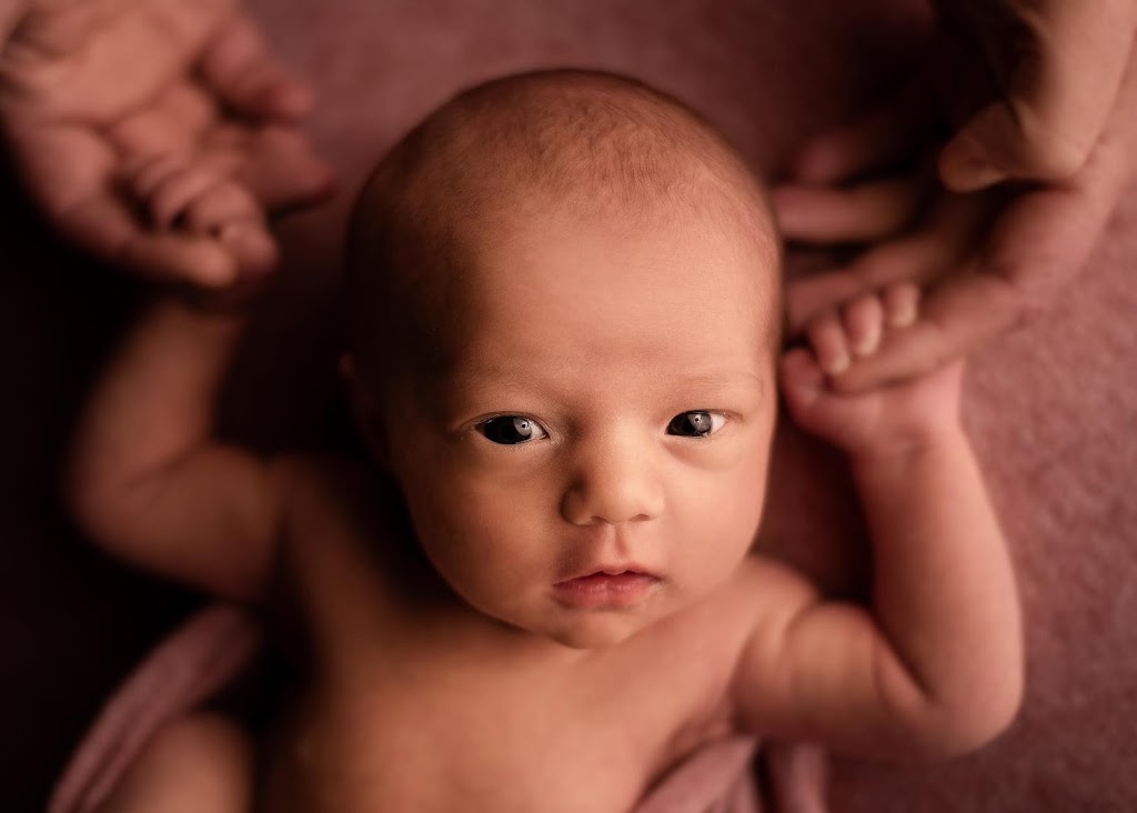 Face2Face Photography | 100 Rainbow Rd #102, Chestermere, AB T1X 0E4, Canada | Phone: (403) 874-6199