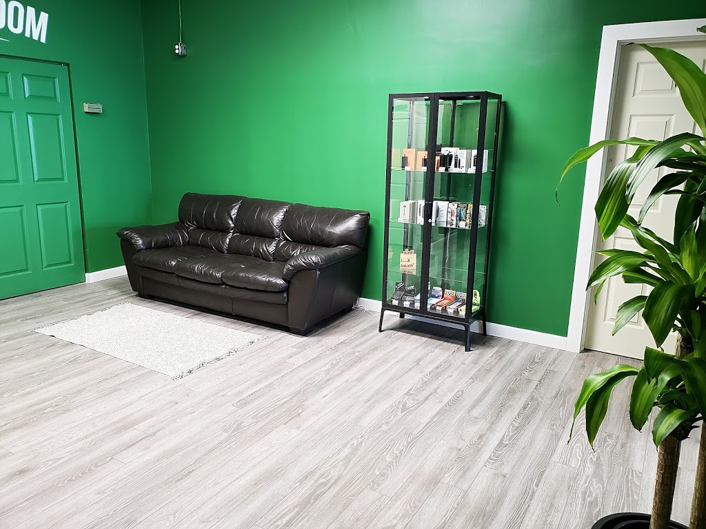 Mr. Clouds Inc. | 575 Main St, Dartmouth, NS B2W 6A4, Canada | Phone: (902) 462-0816