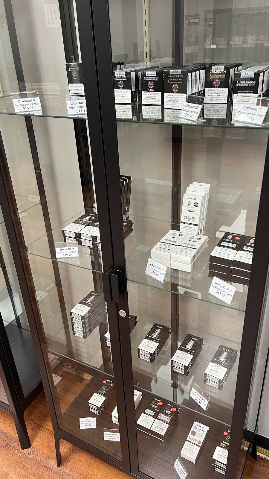 VIP Vape - London | 1631 Oxford St E, London, ON N5V 2Z4, Canada | Phone: (519) 930-7965