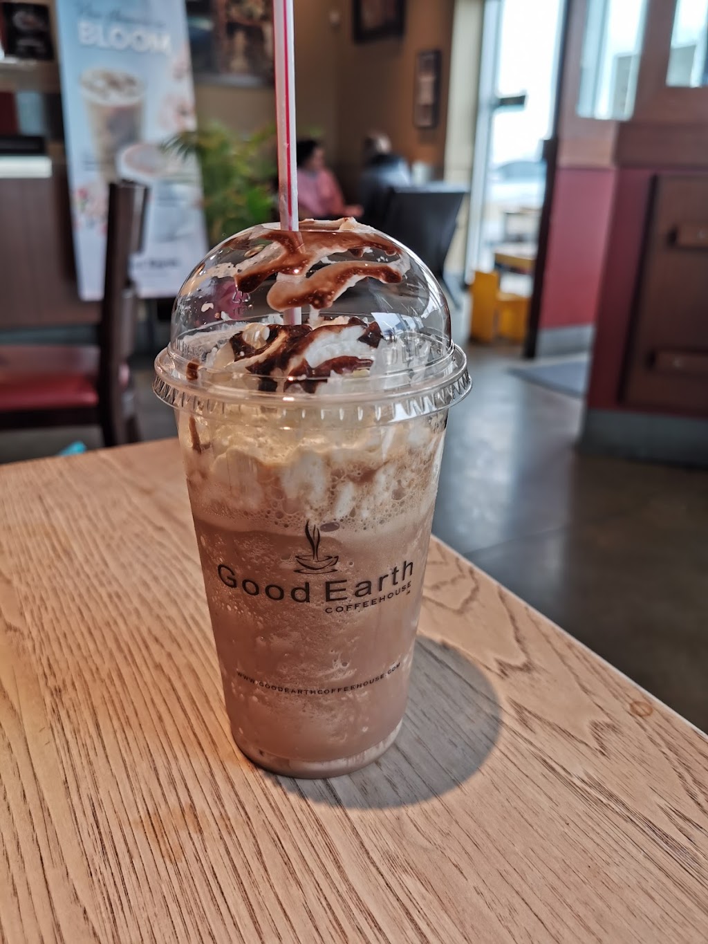 Good Earth Coffeehouse - Creekside Crossing Airdrie | 35 MacKenzie Way SW #1109, Airdrie, AB T4B 0V7, Canada | Phone: (403) 948-3100