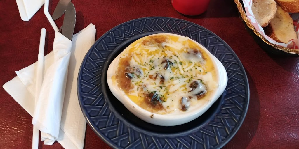Chalet Restaurant | 693 Queen St, Port Perry, ON L9L 1K6, Canada | Phone: (905) 985-1553