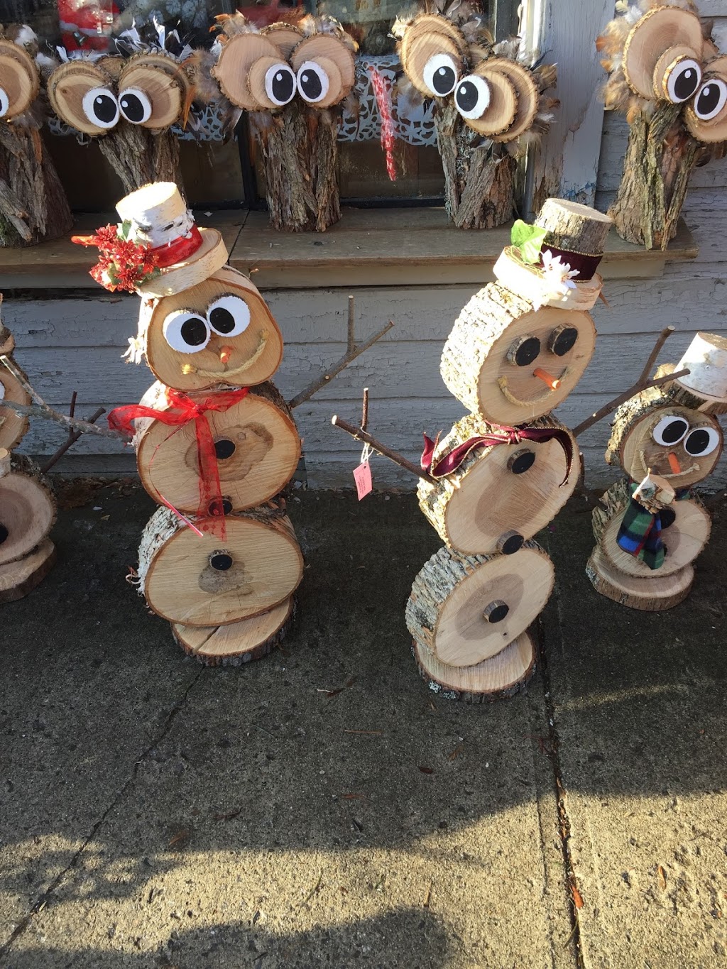 R.L Collectables & Antiques | 324 St Lawrence St, Merrickville, ON K0G 1N0, Canada | Phone: (613) 285-5118