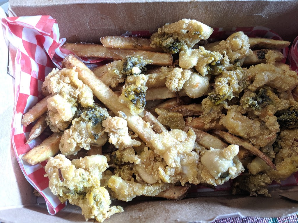 McPuffins Atlantic Seafood Restaurant | 152 Main St, Joggins, NS B0L 1A0, Canada | Phone: (902) 732-2220
