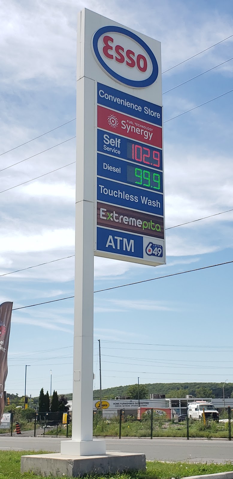 Esso | 3 Monogram Pl, Trenton, ON K8V 5P8, Canada | Phone: (613) 955-8787