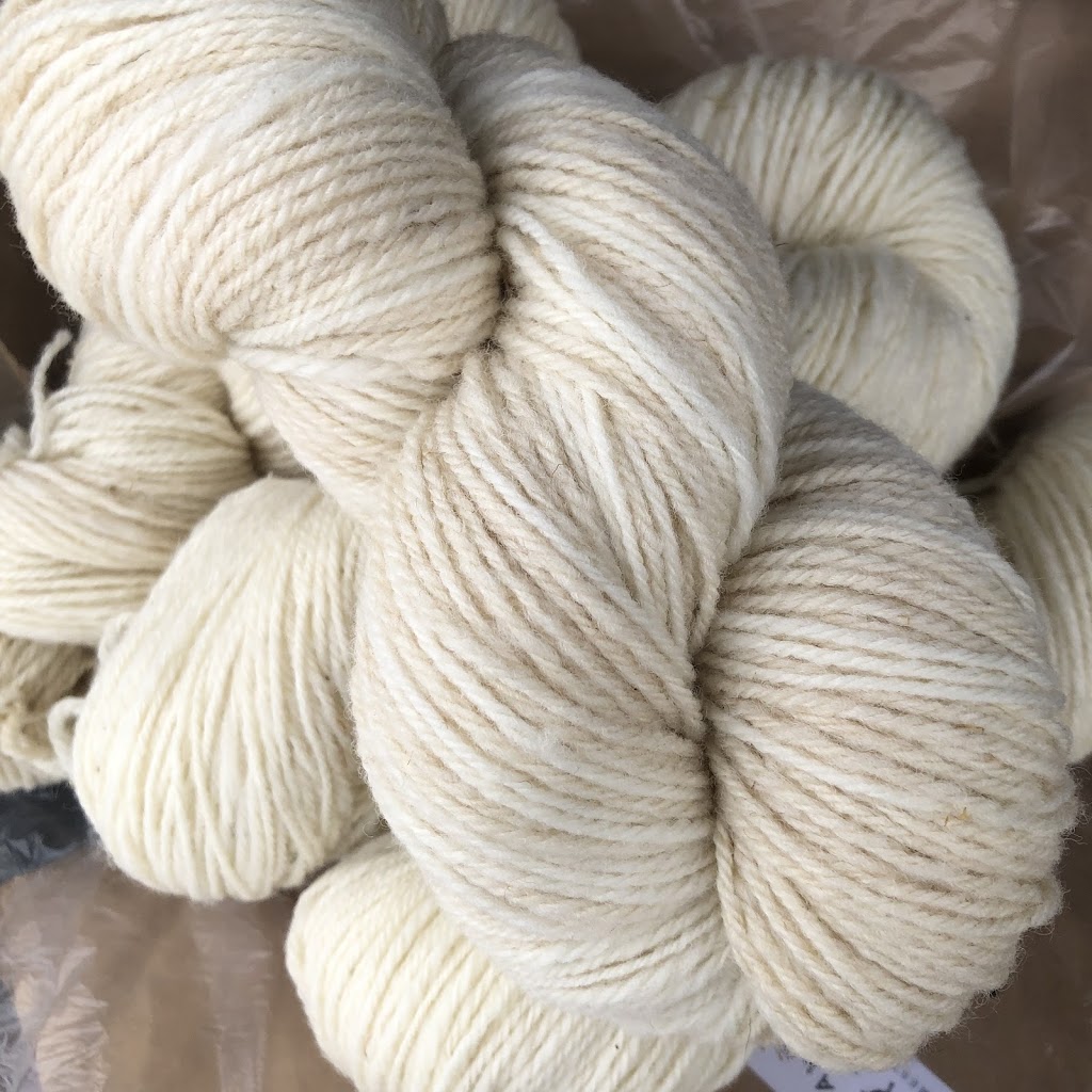 Wool Mountain | 20 Northumbria Bay, Winnipeg, MB R2J 1Y4, Canada | Phone: (204) 694-9803