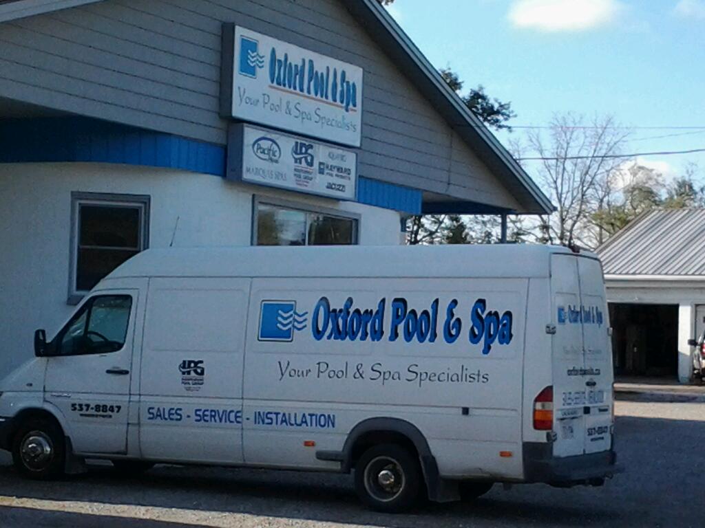 Oxford Pool & Spa | 435 Tecumseh St, Woodstock, ON N4S 7W1, Canada | Phone: (519) 537-8847