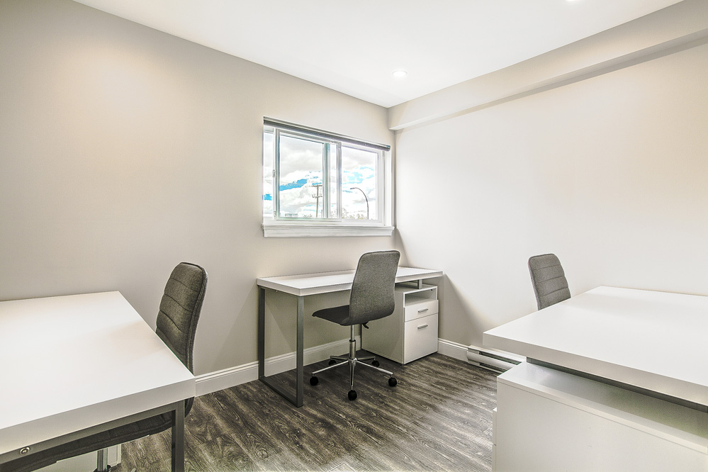 Nest Real Estate Group | 22674 Dewdney Trunk Rd #200, Maple Ridge, BC V2X 3J9, Canada | Phone: (604) 671-4092