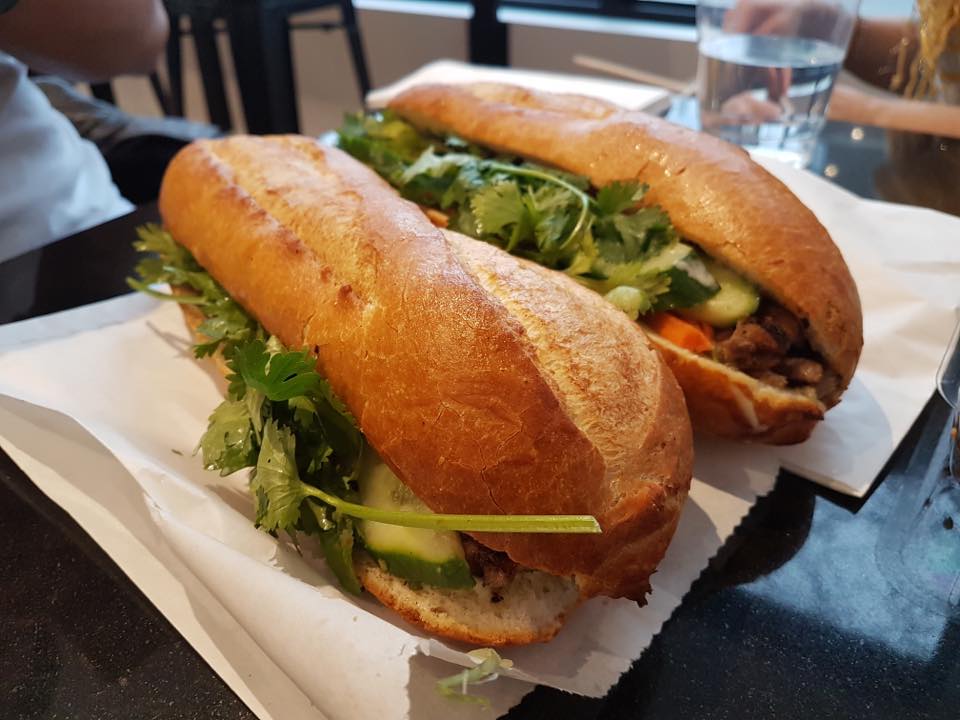 TRAN Cantine Vietnamienne | 4690 R. Notre Dame O, Montréal, QC H4C 1S6, Canada | Phone: (514) 379-4690