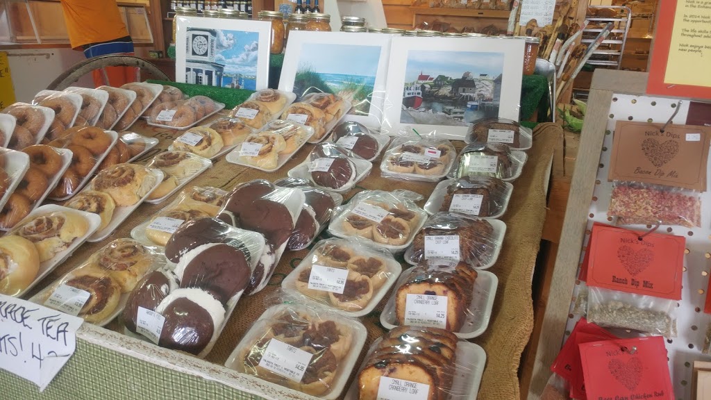 Falmouth Fruit & Vegetable Company | Nova Scotia Trunk 1, Falmouth, NS B0P 1L0, Canada | Phone: (902) 798-0200