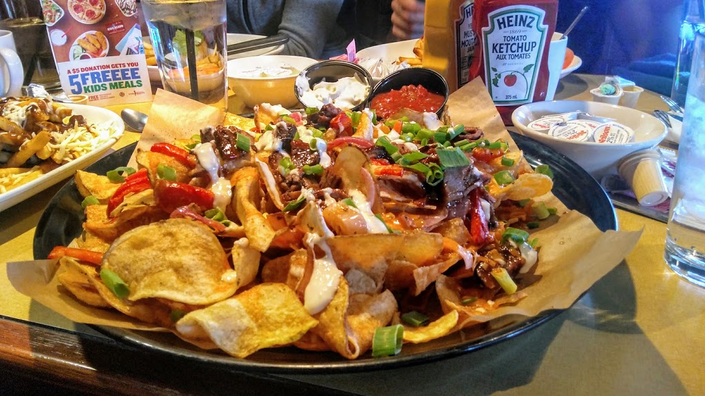 Boston Pizza | 8 First Commerce Dr, Aurora, ON L4G 0H5, Canada | Phone: (905) 726-1200