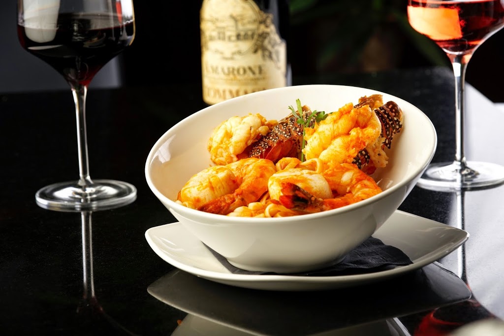 Little Billys Steakhouse | 6785 Hastings St, Burnaby, BC V5B 1S6, Canada | Phone: (604) 294-4460