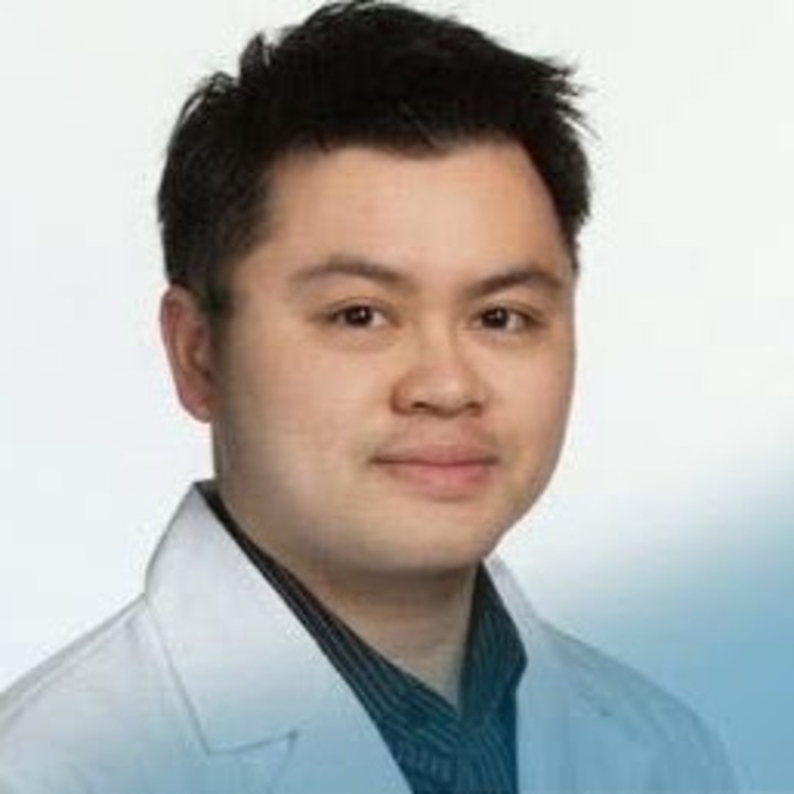 Uniprix Clinique David Hoang, Tu Ngan Hoang et Rachana Var - Pha | 21 Boulevard Quévillon #180, Salaberry-de-Valleyfield, QC J6T 6L2, Canada | Phone: (450) 377-8282