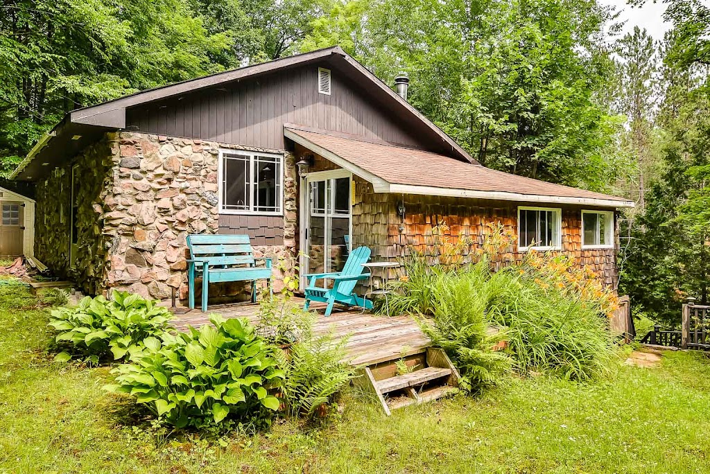 Melissa Bittle | Century 21® Real Estate Broker | 1694 Rte 105, Chelsea, QC J9J 1B4, Canada | Phone: (819) 421-2340