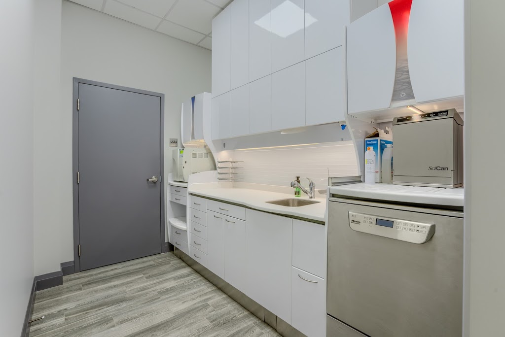 Alpine Dental | 422 Grey St Unit 3, Brantford, ON N3S 4X8, Canada | Phone: (519) 304-2728