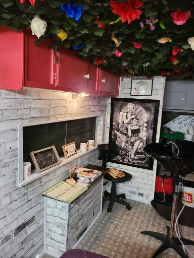 REDROSIES CLIP AND SNIP hair shop | 2238 Hall Rd, Windermere Rd, Berwick, NS B0P 1E0, Canada | Phone: (902) 847-5662