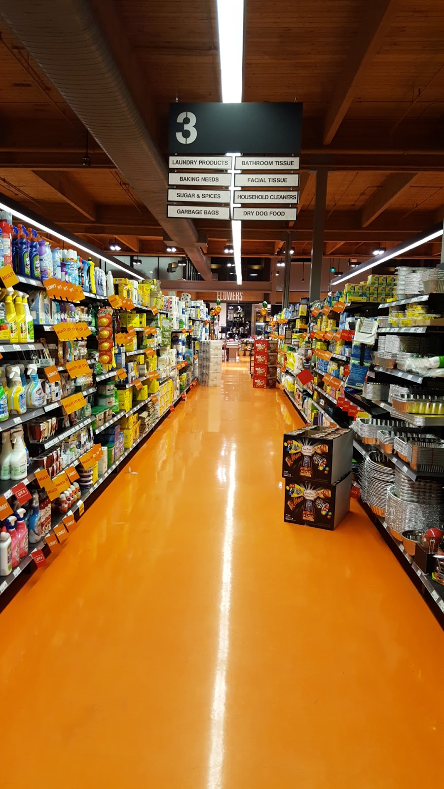 Loblaws | 3501 Yonge St, North York, ON M4N 2N5, Canada | Phone: (416) 481-7753