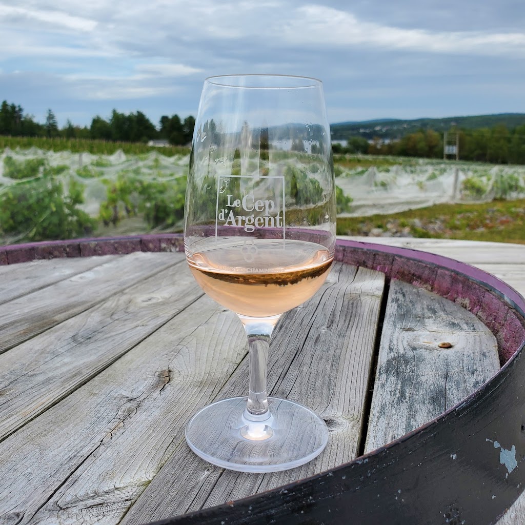 Vignoble Le Cep dArgent | 1257 Chem. de la Rivière, Magog, QC J1X 3W5, Canada | Phone: (819) 864-4441