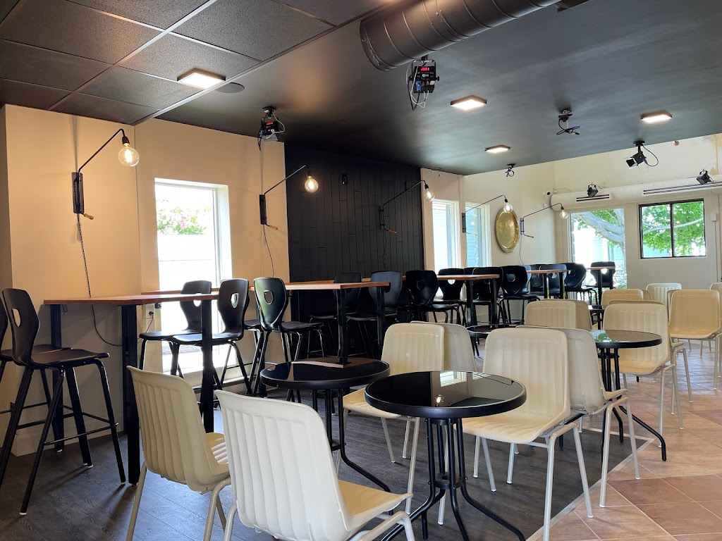 Espace La Caisse | 76 Rue Principale, Saint-Michel-de-Bellechasse, QC G0R 3S0, Canada | Phone: (418) 884-1836