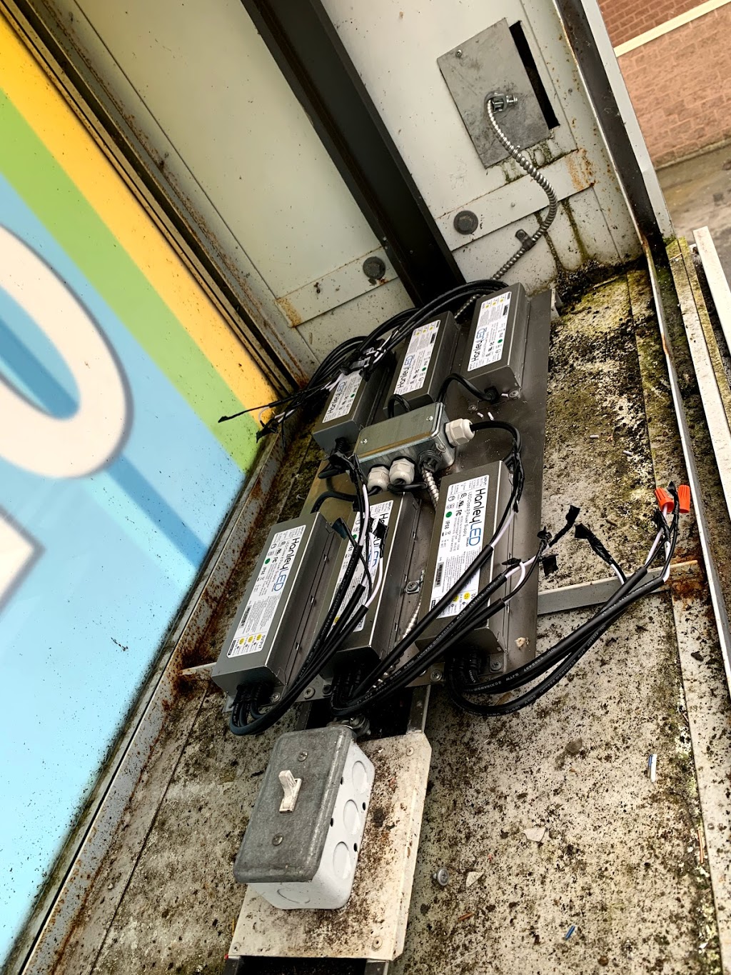 DS CLAYTON ELECTRIC LTD. | 12792 227a St, Maple Ridge, BC V2X 2V8, Canada | Phone: (778) 999-2999