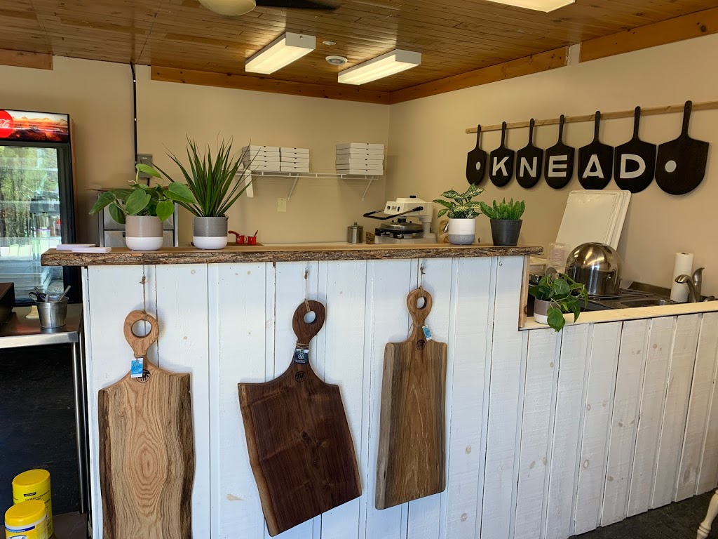 Knead Pizza Co | 1 Lock St E, Port Carling, ON P0B 1J0, Canada | Phone: (647) 204-4019