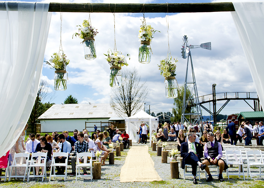 Hopcott Farms Weddings and Events | 13672 Reichenbach Rd, Pitt Meadows, BC V3Y 1Z1, Canada | Phone: (604) 465-5000