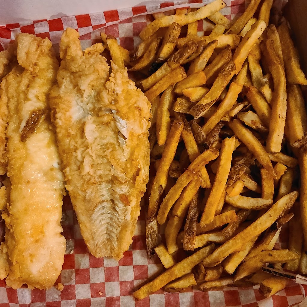 Scotts Fish & Chips | 7165 Nova Scotia Trunk 1, Coldbrook, NS B4R 1A2, Canada | Phone: (902) 678-8258