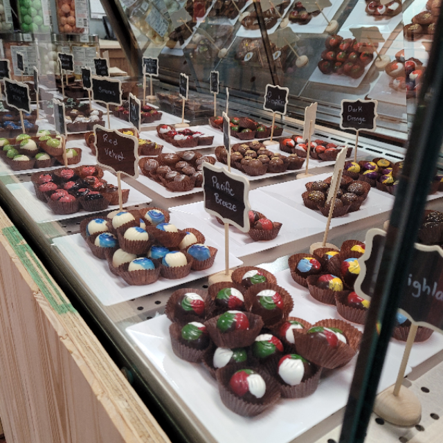 The Chocolate Rabbit - Bancroft | 16 Bridge St W, Bancroft, ON K0L 1C0, Canada | Phone: (613) 332-1336