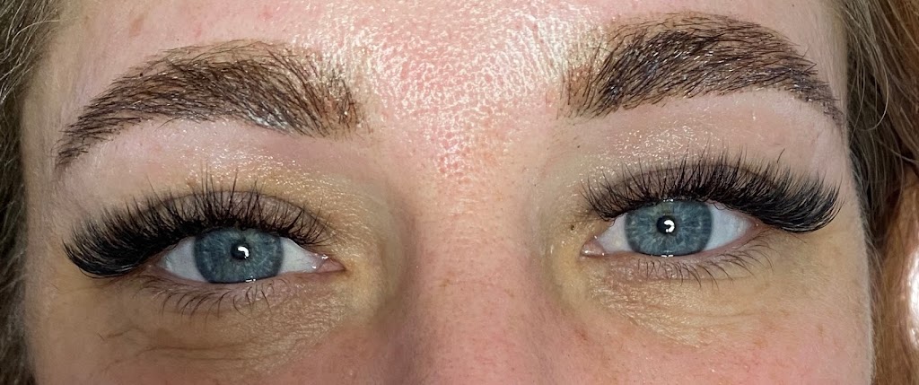 Lashes and Make-Up by Tyshian Red | 2 Freeland Ave, Bowmanville, ON L1C 4R9, Canada | Phone: (647) 607-1381