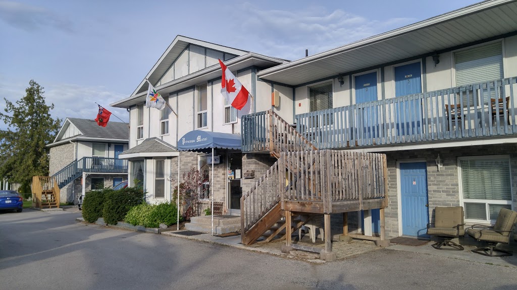 Princess Motel | 96 Main St, Bobcaygeon, ON K0M 1A0, Canada | Phone: (705) 738-5058