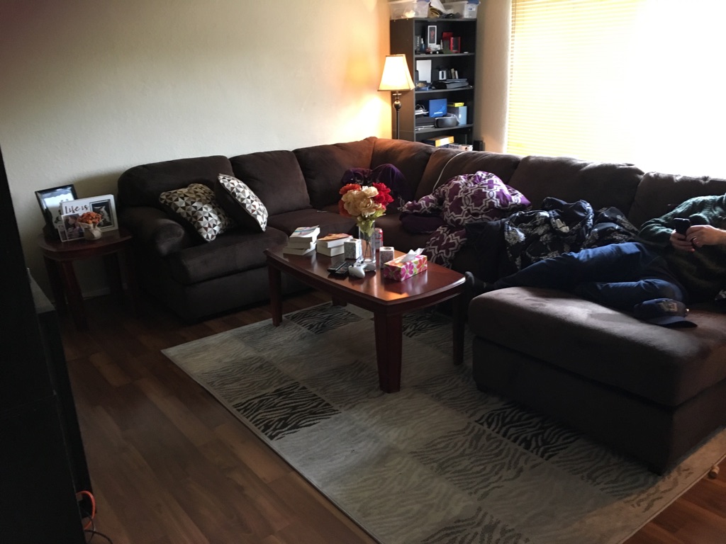 Ashley HomeStore | 1652 Island Hwy, Victoria, BC V9B 1H8, Canada | Phone: (250) 474-2026