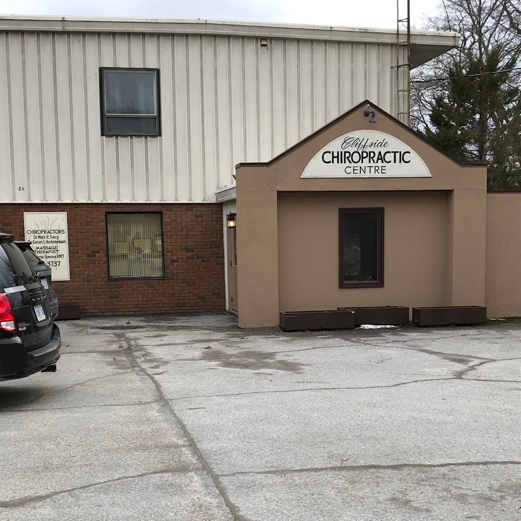 Cliffside Chiropractic Ctr | 24 Francis St E, Fenelon Falls, ON K0M 1N0, Canada | Phone: (705) 887-3737