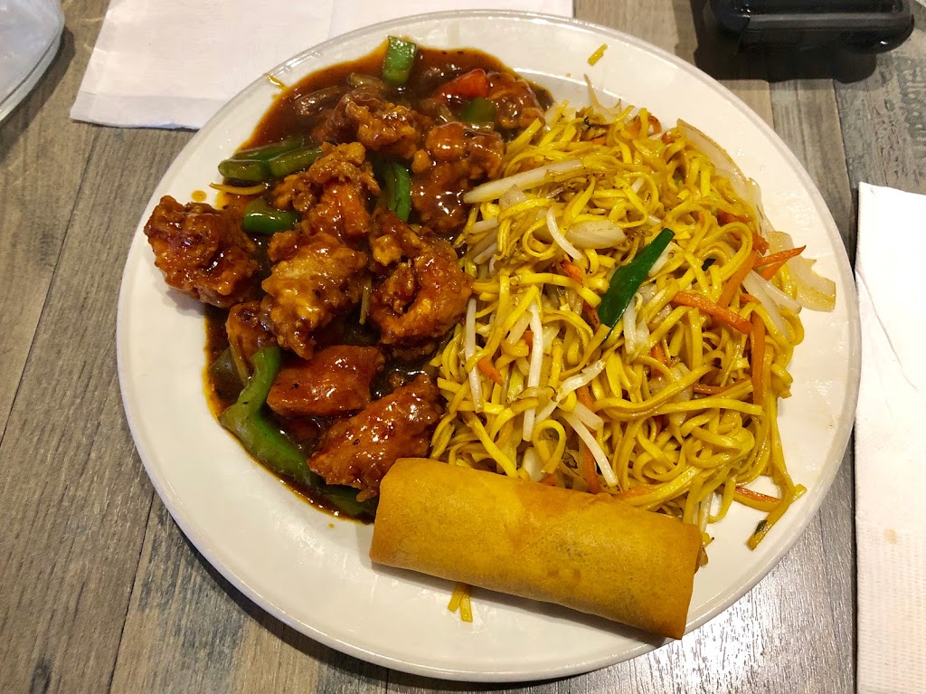 China Palace CourtneyPark | 80 Courtneypark Dr E k4, Mississauga, ON L5T 2Y3, Canada | Phone: (905) 696-8688