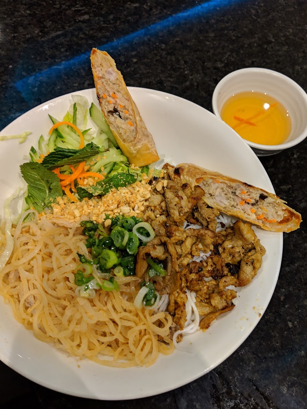 Pho Tran | 809 Victoria St N, Kitchener, ON N2B 1Y4, Canada | Phone: (519) 744-6066
