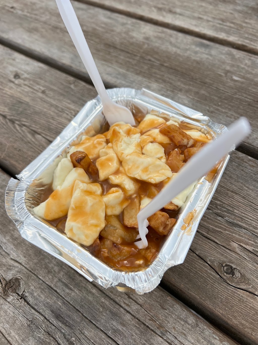 Cantine Boivin | 1113 Rue Victoria, La Baie, QC G7B 3N2, Canada | Phone: (418) 544-8488