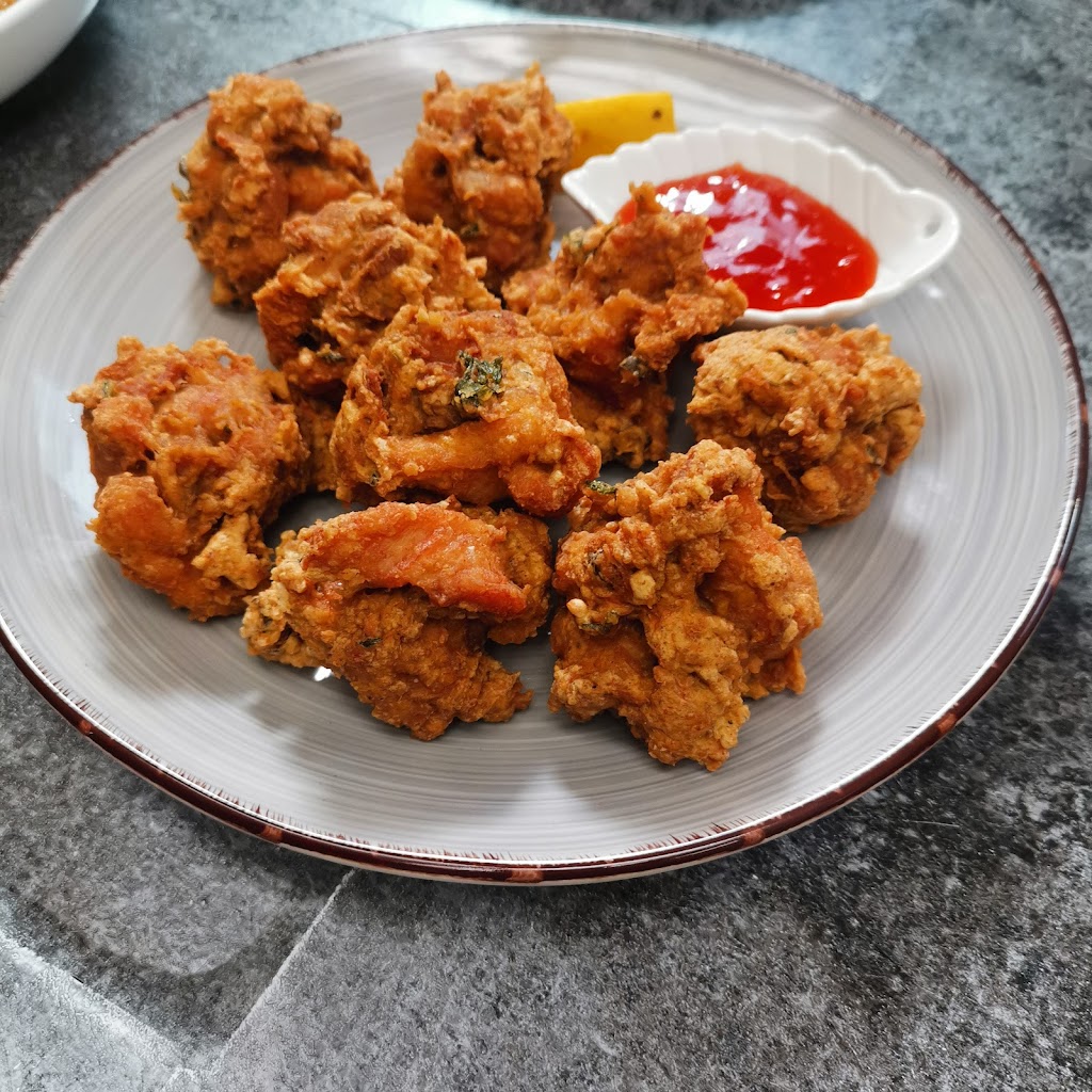 Hakka Town | Bayfield Mall Food Court, 320 Bayfield St Unit 87A, Barrie, ON L4M 3C1, Canada | Phone: (705) 818-0582