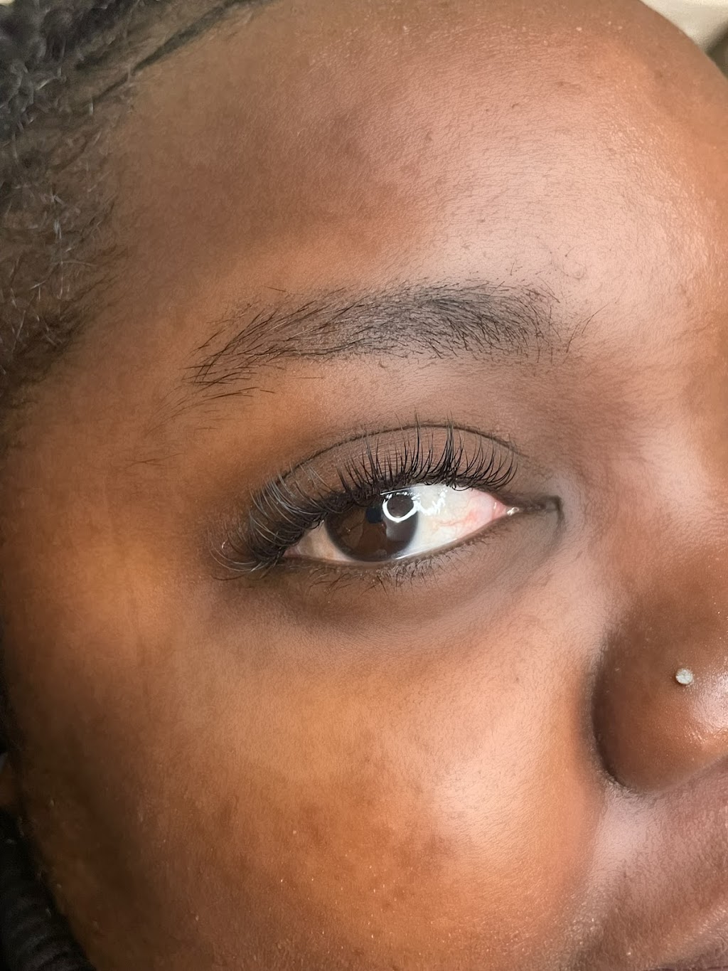 Mari Lashes | 754 Heritage Blvd W, Lethbridge, AB T1K 7Z6, Canada | Phone: (403) 593-4301