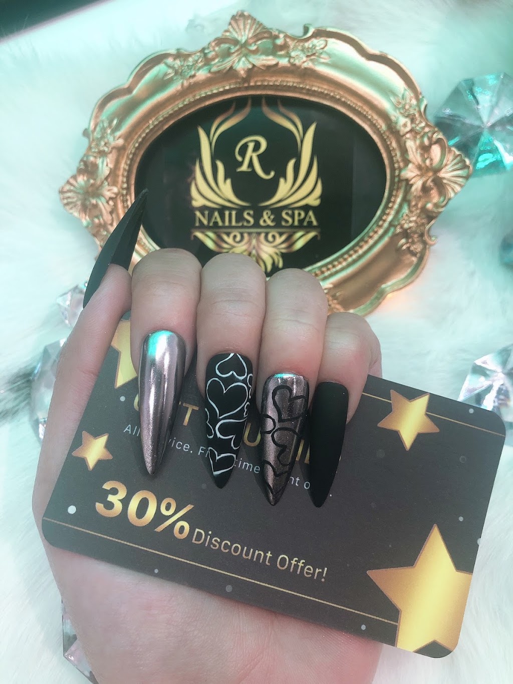 R Nails & Spa | 6484 Cartmell Pl SW, Edmonton, AB T6W 4H8, Canada | Phone: (780) 266-9828