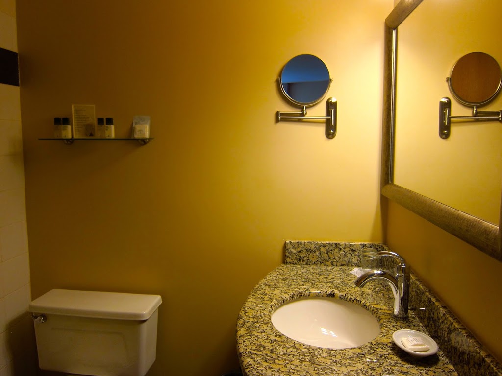 Quaaout Lodge & Spa at Talking Rock Golf Resort | 1663 Little Shuswap Lake Rd, Chase, BC V0E 1M2, Canada | Phone: (250) 679-3090