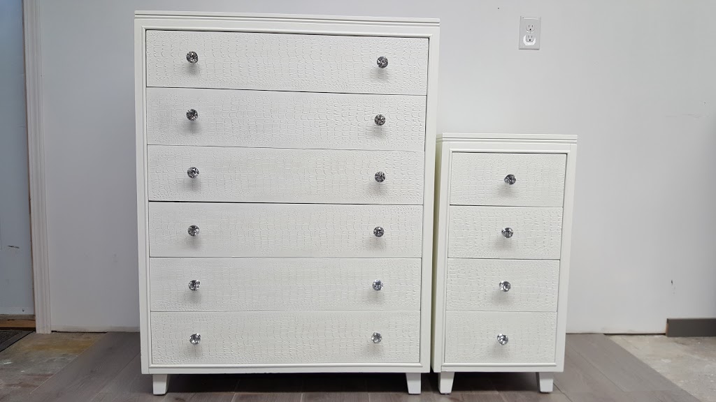 Furniture Facelift by Kobi | 948 Isbister St, Winnipeg, MB R2Y 1R7, Canada | Phone: (204) 774-0504