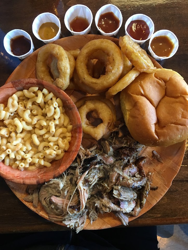 Southern Ontario Smoked BBQ | 525 Highland Rd W, Kitchener, ON N2M 5K1, Canada | Phone: (519) 496-4052