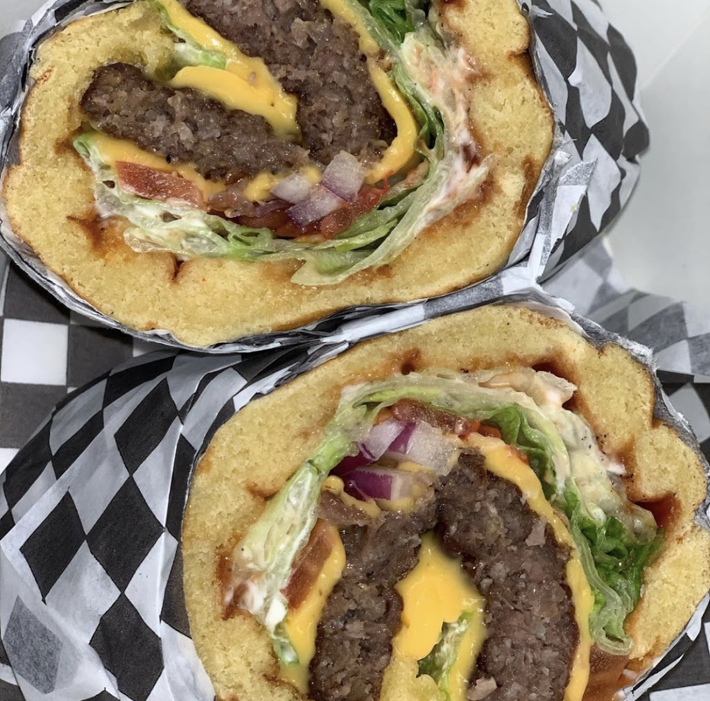 The Waffle House | 3426 Lake Shore Blvd W, Etobicoke, ON M8W 1N3, Canada | Phone: (416) 251-0275