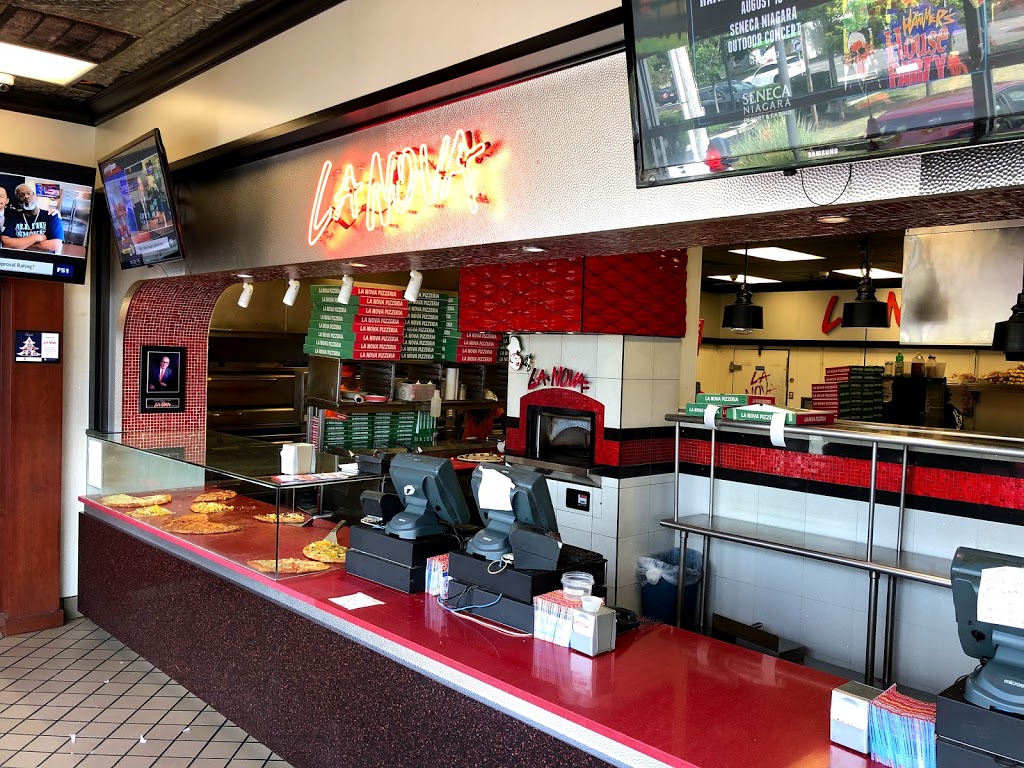 La Nova Pizzeria | 5151 Main St, Amherst, NY 14221, USA | Phone: (716) 634-5151