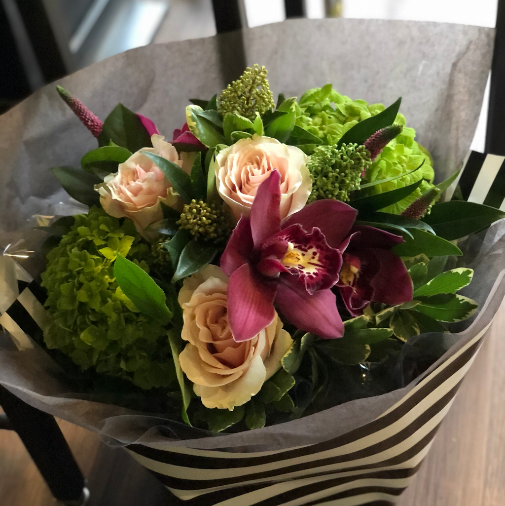 Blossoms Rosedale | Flower Studio | 2847 Dufferin St, North York, ON M6B 3S4, Canada | Phone: (416) 960-8903
