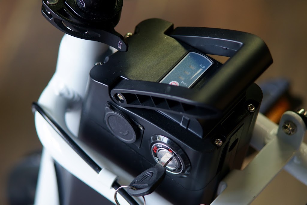 Coast EBikes | 4400 Marine Ave #101, Powell River, BC V8A 2K1, Canada | Phone: (604) 485-7036