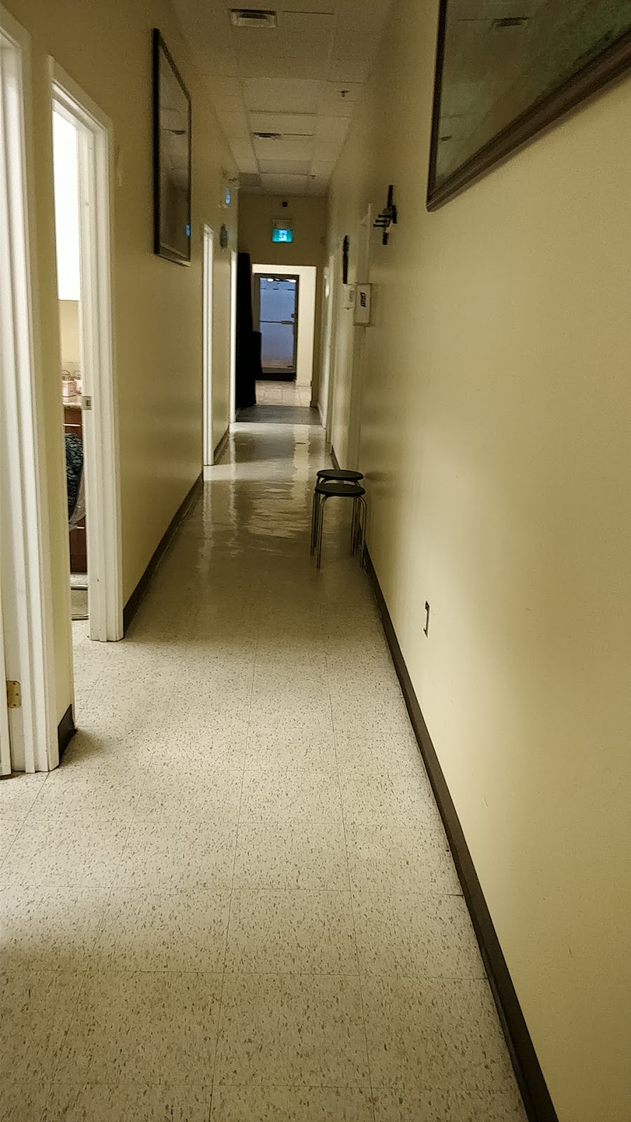 Queens Urgent Care and Medical Centre Brampton | 263 Queen St E #20, Brampton, ON L6W 4K6, Canada | Phone: (905) 497-2273
