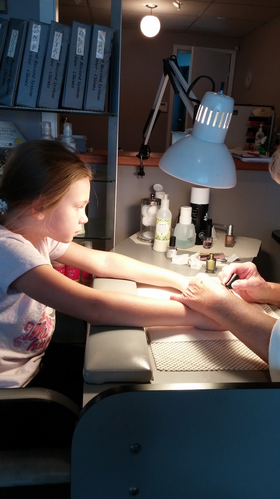Nails By Sonja | 144 Lindsay St S, Lindsay, ON K9V 2M7, Canada | Phone: (705) 878-5866