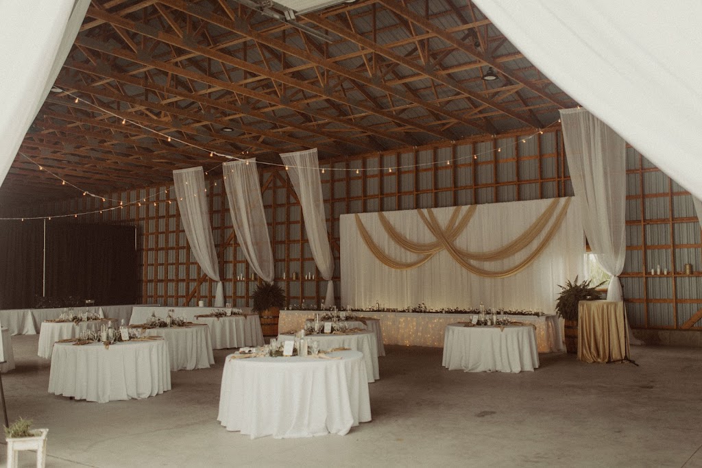Devine Wedding Design | 102 Wimpole St, Mitchell, ON N0K 1N0, Canada | Phone: (519) 348-4191