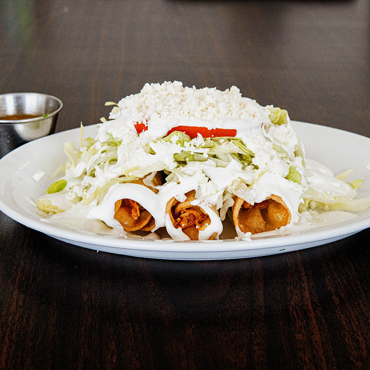 Rumba Resto | 525 Bd Industriel, Val-des-Sources, QC J1T 0A4, Canada | Phone: (819) 678-4490