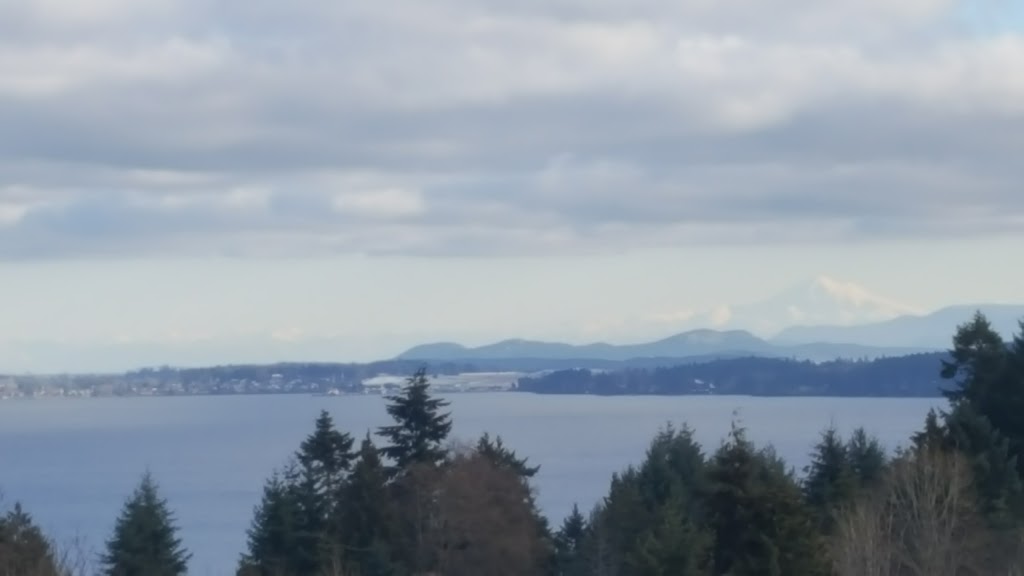 Huckleberry Park | 650 Hunter Pl, Mill Bay, BC V0R 2P0 Hunter Pl, Mill Bay, BC V0R 2P0, Canada | Phone: (250) 746-2500