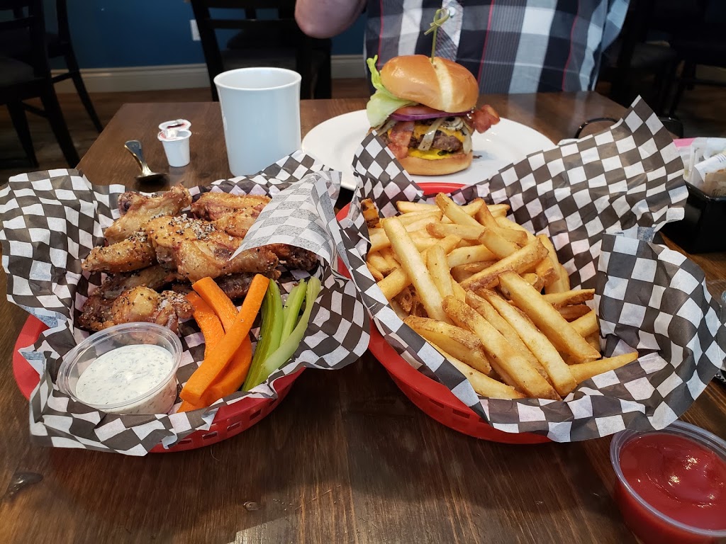 Coyote Grill | 106 2 St W, Cremona, AB T0M 0R0, Canada | Phone: (403) 637-0097